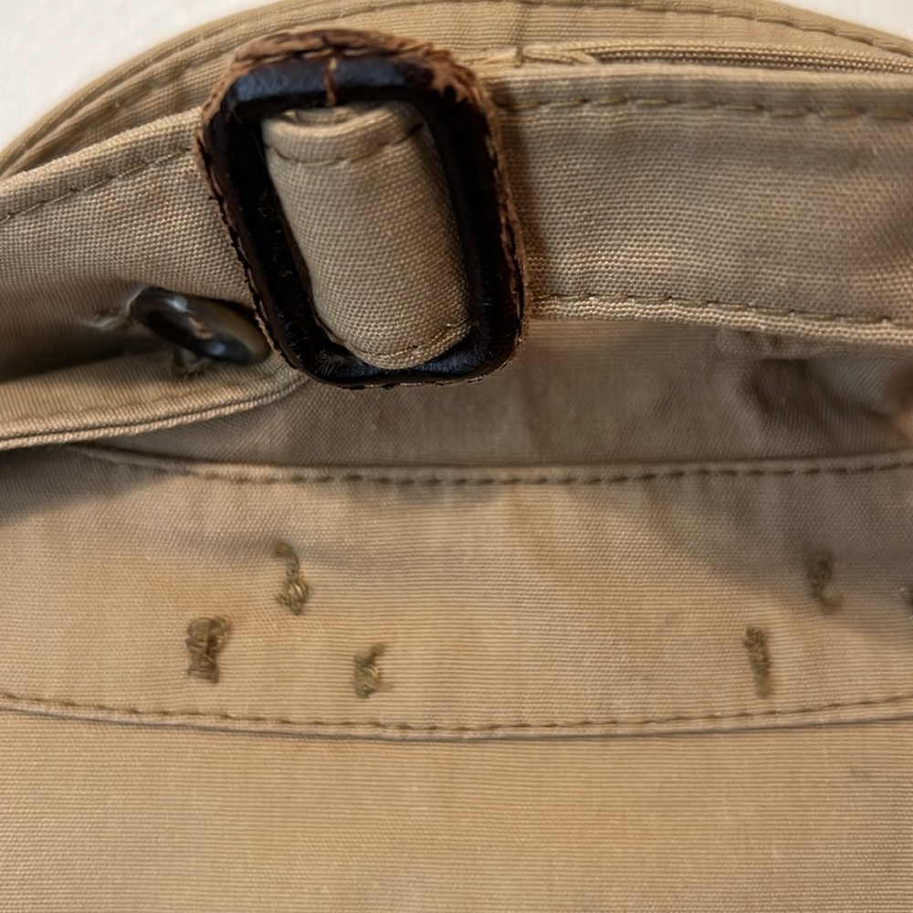 Brown vintage raincoat. - Picture 9 of 16